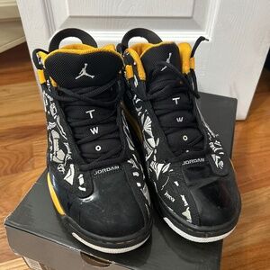 Air Jordan TWO Retro